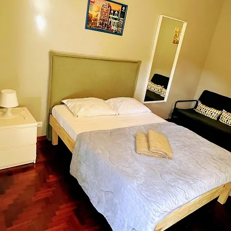 Guest house Side