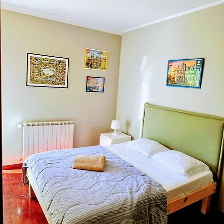 Side Guest house *