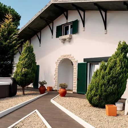 Side Maison d'hôtes *
