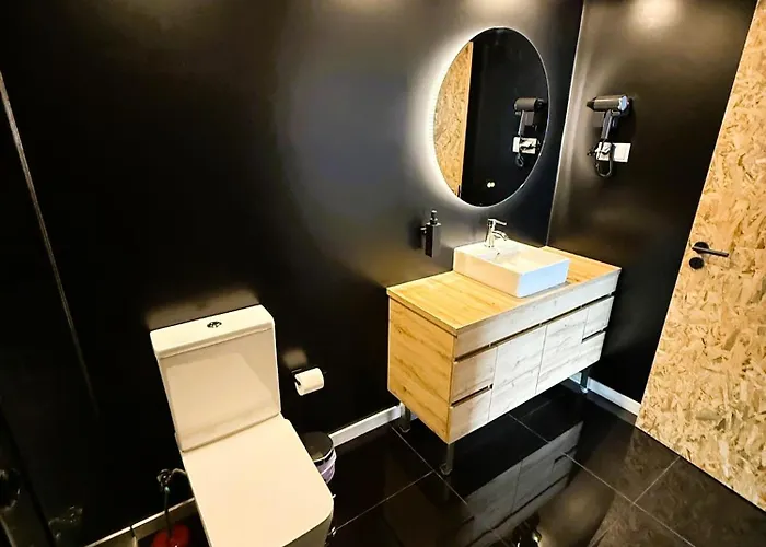 בית הארחה Side לייריה