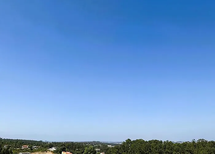 בית הארחה Side